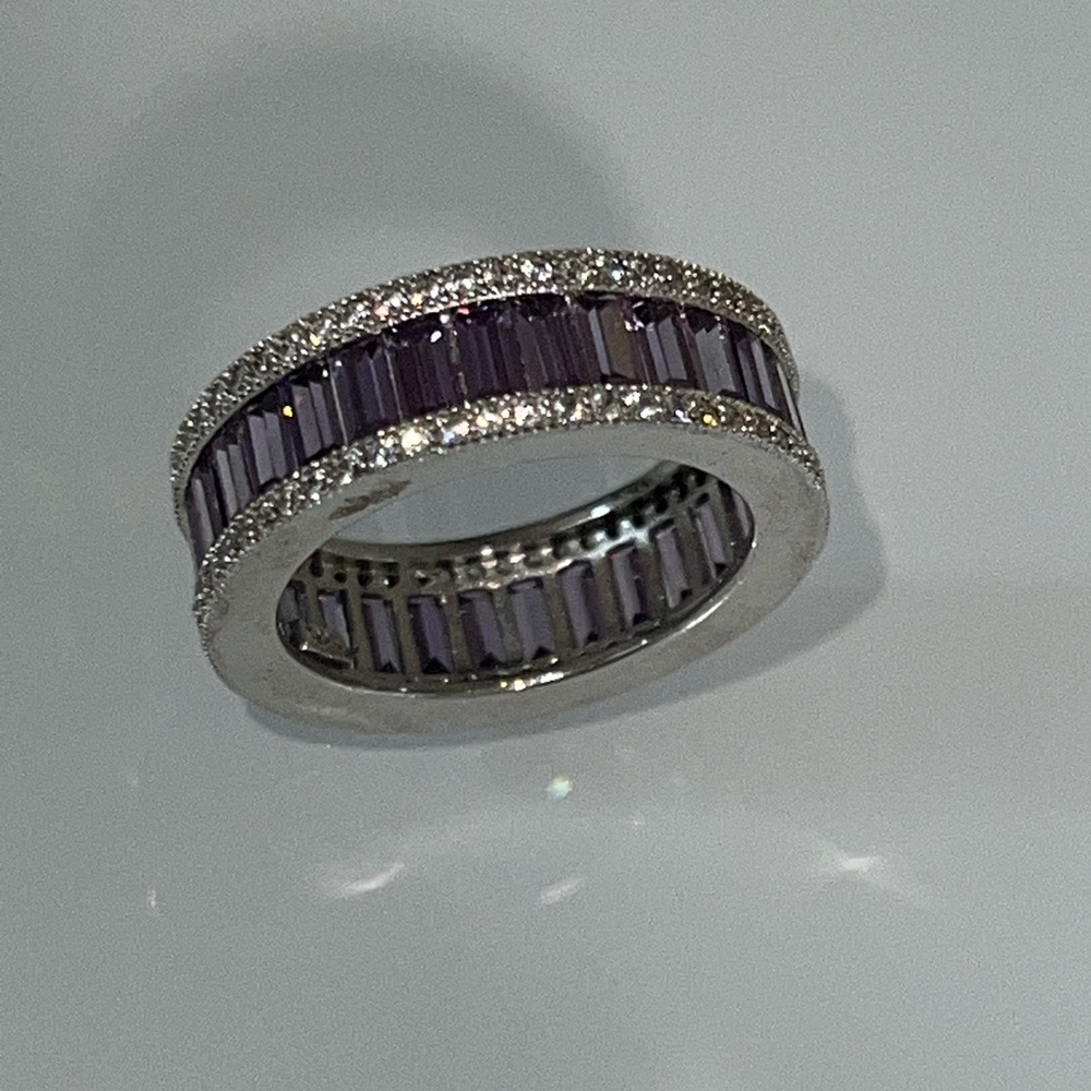 Elegant Silver and Purple Women's Ring